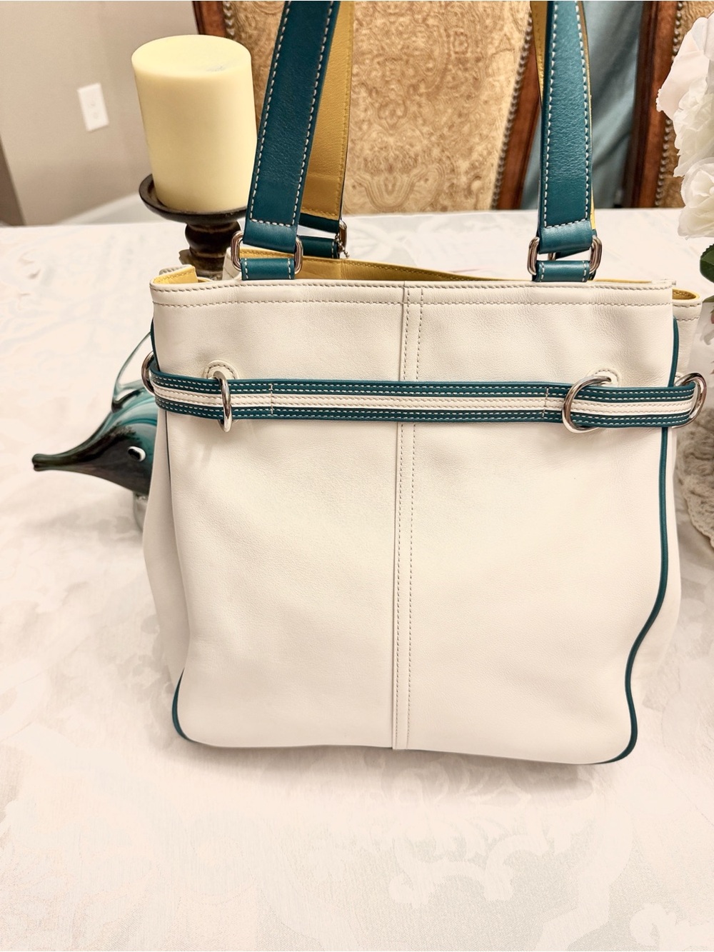 Vintage Coach Hampton Carryall - Picture 5 of 13